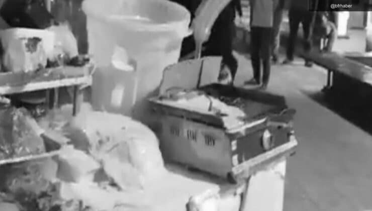 Ayran sattığı tezgahta yılan da besleyen Yılancı Osman’a zabıta müdahalesi: Kendini megafonla savundu