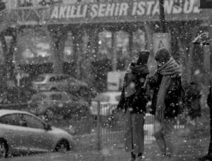 Meteoroloji’de kuvvetli yağışlar ve kar alarmı geldi, hava durumunda tüm gözler bu tarihte: İstanbul’da kar kapıda mı?