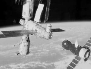 Rus Hava-Uzay Kuvvetleri askeri uydu taşıyan Soyuz-2.1b roketini başarıyla fırlattı