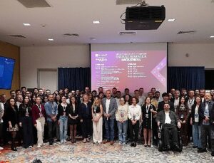 Alternatif Bank ve Microsoft Türkiye’nin düzenlediği “Yapay Zekanın Gücüyle Engelsiz Bankacılık Hackathonu”nun kazananları belli oldu